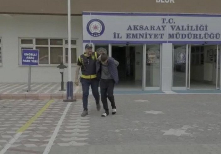 Aksaray'da yardım etme bahanesiyle görme engelli kızın telefonunu çaldı