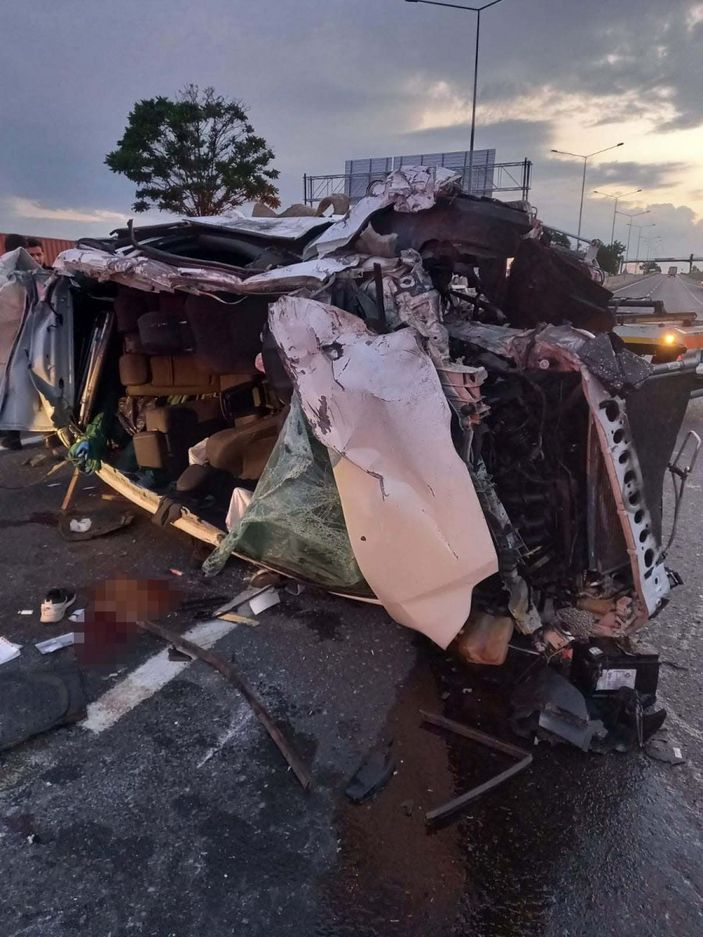 i Tekirdağ'da kazada ağır yaralanan hemşire kurtarılamadı