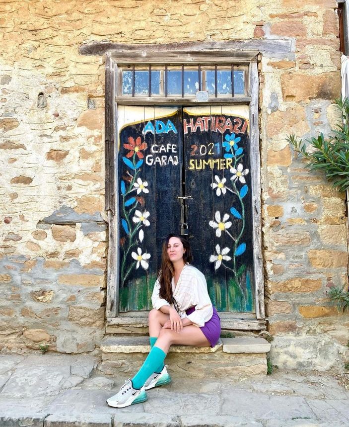 Senden Daha Güzel'in Binnur'u gerçekte tam bir afetmiş! 'Endamın yeter'