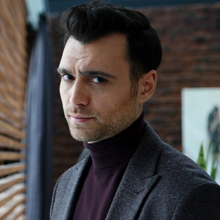 Baba'nın İlhan'ı sır gibi sakladığı sevgilisini paylaştı! Dudak dudağa aşk pozu...