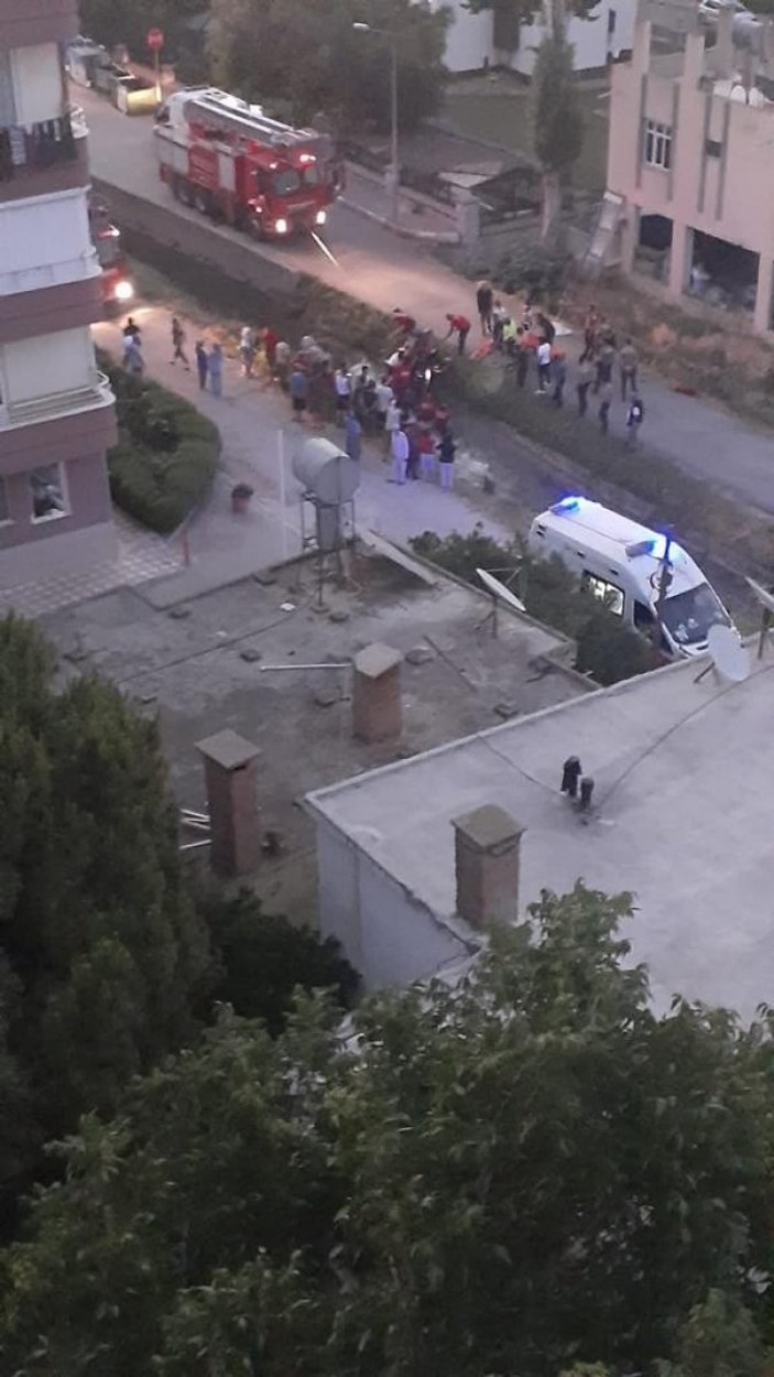 Mersin'de sulama kanalına uçan araçtaki 2 kişi can verdi