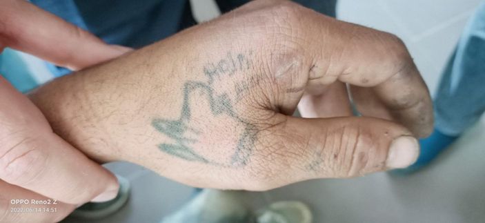 Eskişehir’de kablo hırsızını dövmesi yakalattı