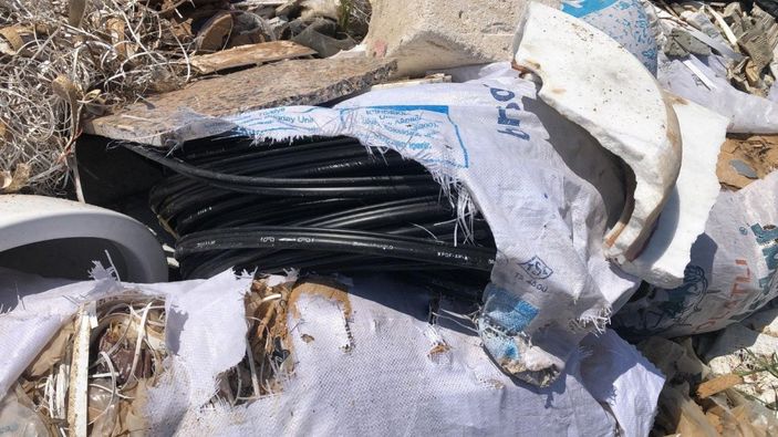 Eskişehir’de kablo hırsızını dövmesi yakalattı