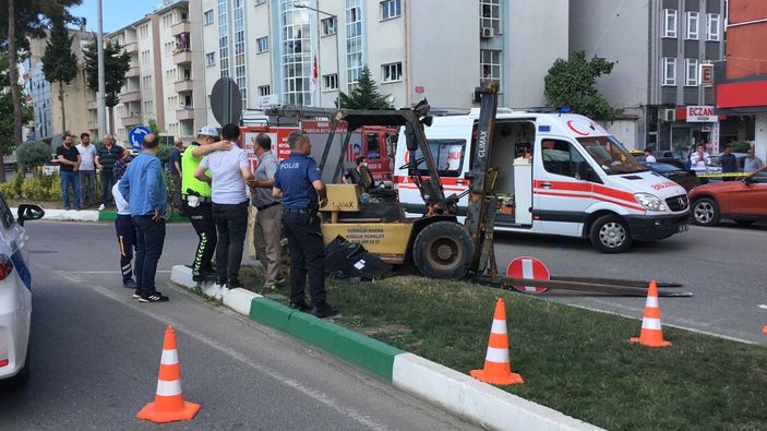 d Samsun'da forkliftin ezdiği anne öldü, oğlu yaralandı