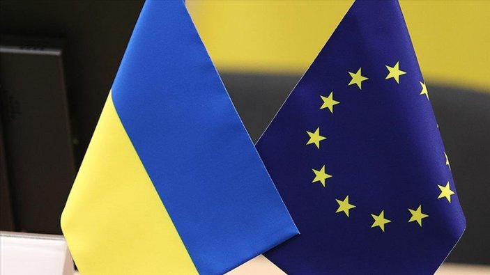 AB'den, Ukrayna'ya aday ülke statüsü kararı