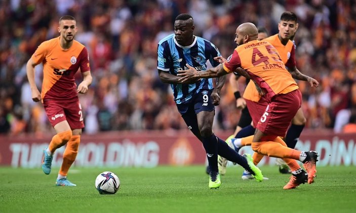 İtalyan basını: Balotelli, Galatasaray'la anlaştı