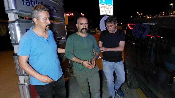 Samsun'da kendini polis olarak tanıtan dolandırıcı yakalandı