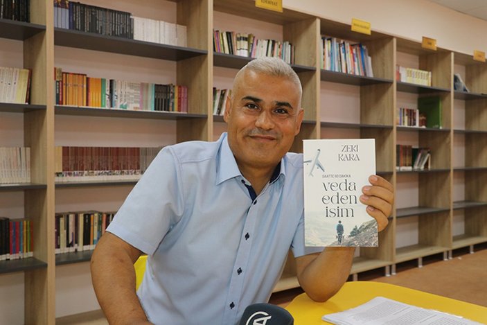 Adana'da kekemeliği yenip öğretmen oldu, 3 üniversitede eğitim alıyor