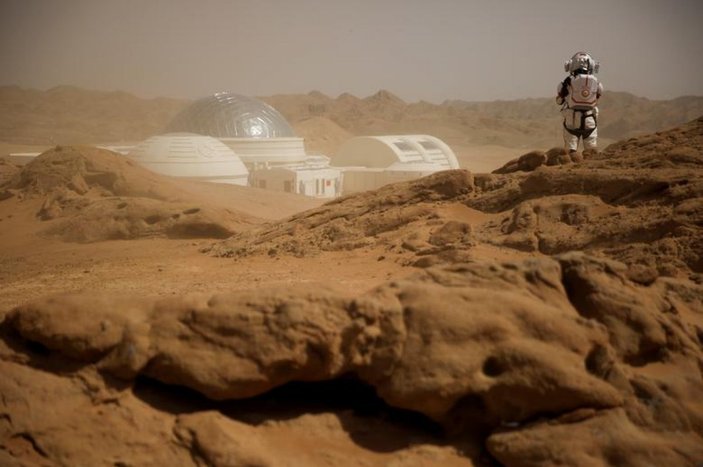Brian Cox: İnsanlar, 2040'lara kadar Mars'a gidemeyecek