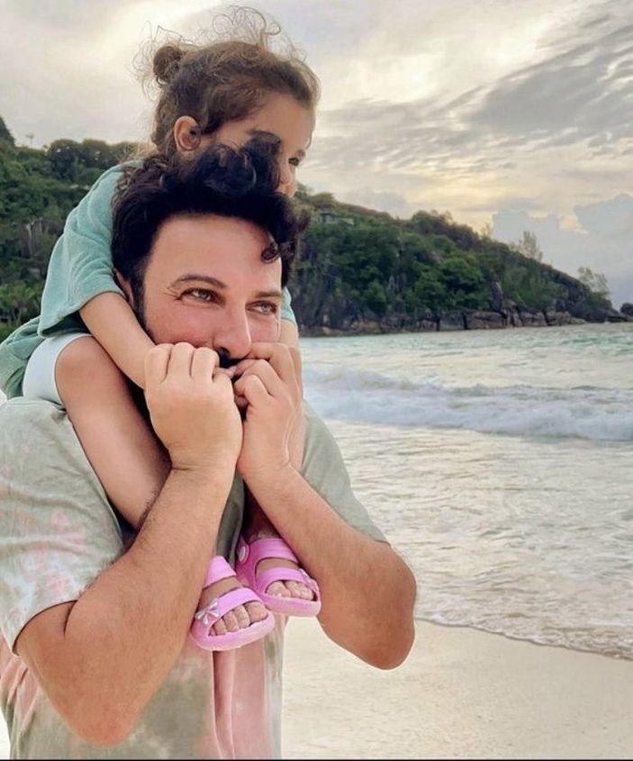 Megastar Tarkan'dan Babalar Günü paylaşımı