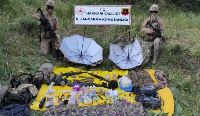 i Şemdinli'de PKK'ya ait çok sayıda silah ve mühimmat ele geçirildi