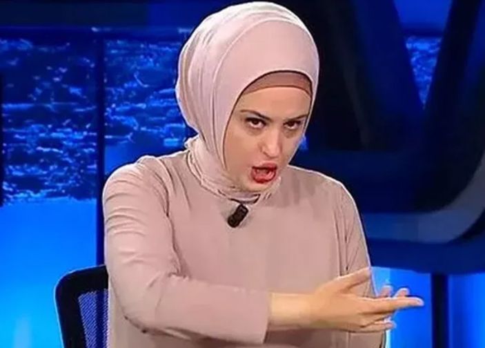 Canlı yayında 'cin çıkarma seansı' yapan Pelin Hürman'in eski hali olay! 'İnanılmaz, pes'