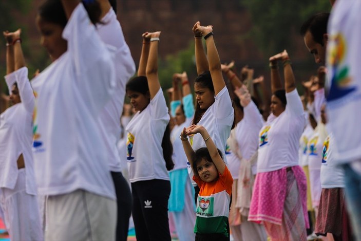 Hindistan'da Dünya Yoga Günü kutlandı