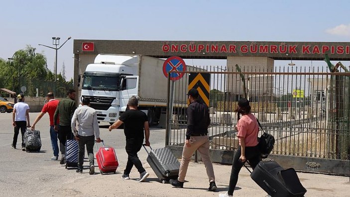 BM Türkiye Temsilcisi, her hafta ülkesine dönen Suriyeli sayısını açıkladı