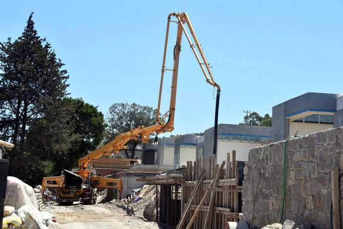 Bodrum’da yasağa rağmen inşaatlar sürüyor