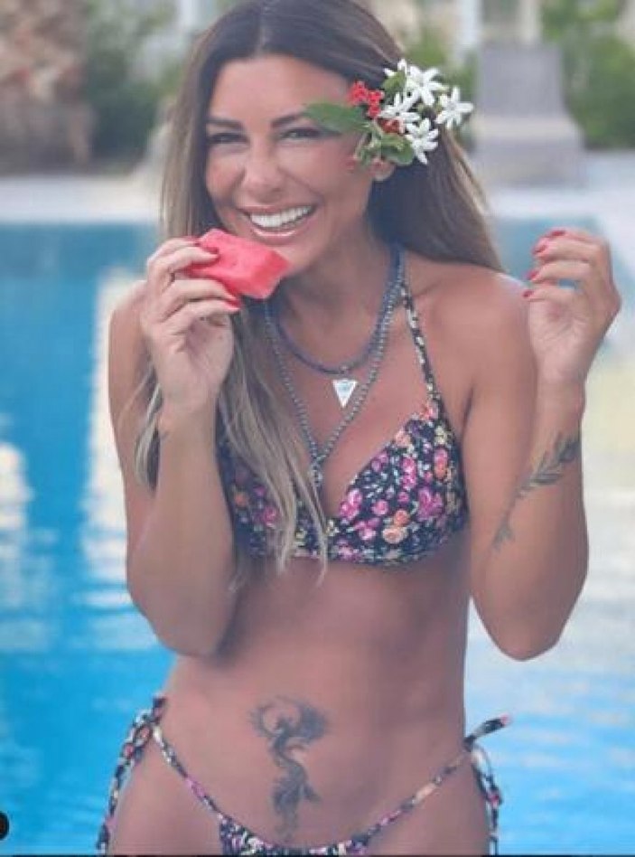 Selen Görgüzel'in bikinili paylaşımları olay yarattı!