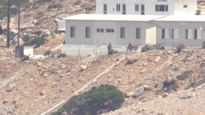 Yunanistan'ın Keçi Adası'ndaki silahlandırma provokasyonu görüntülendi