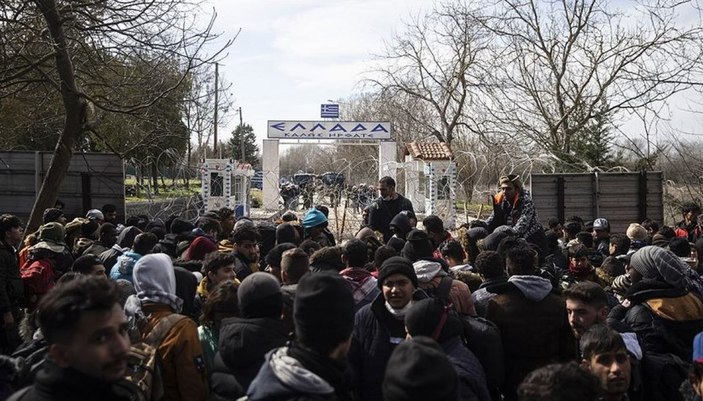 BM: Yunanistan'da göçmenleri koruyan kuruluşlar baskı altında