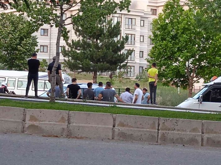 Afyonkarahisar’da dolmuşçuların ‘yolcu alma’ kavgası