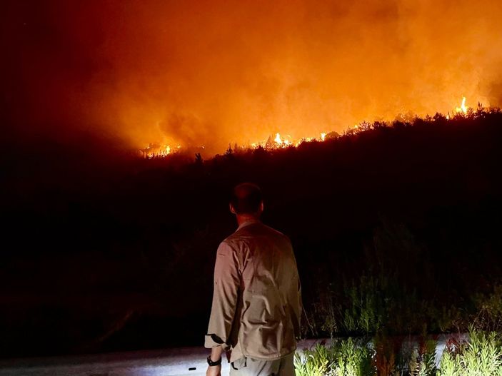 KKTC’de devam eden orman yangını yeniden şiddetlendi