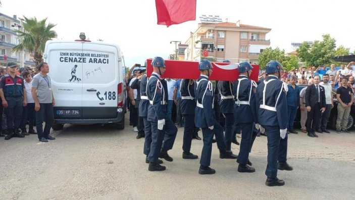 Şehit Uzman Çavuş Turgut İçen, İzmir'de toprağa verildi