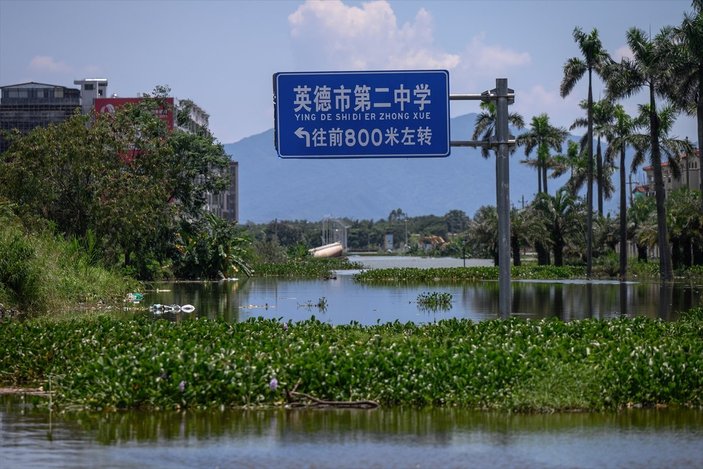 Çin'deki sel felaketi, hayatı durma noktasına getirdi