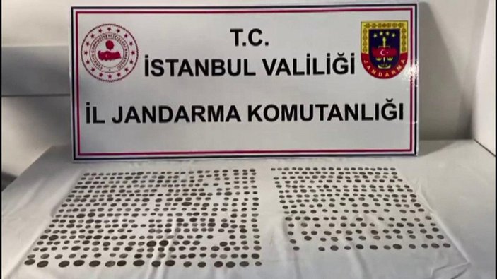 İstanbul'da jandarmaya sikke satmaya çalıştı: 715 adet sikke ele geçirildi