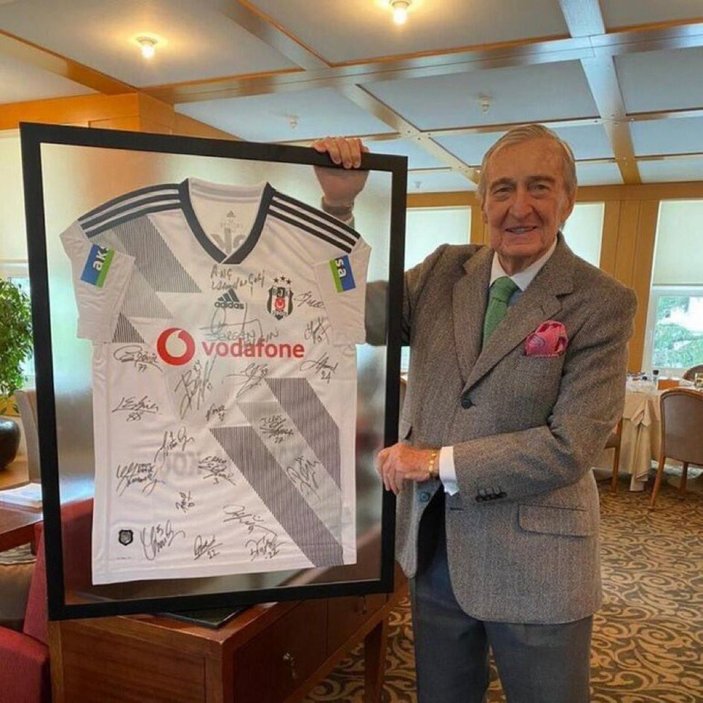 Rahmi Koç'tan Beşiktaş'a sponsorluk desteği