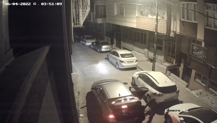 İstanbul'da 10 saniyede araç farı hırsızlığı