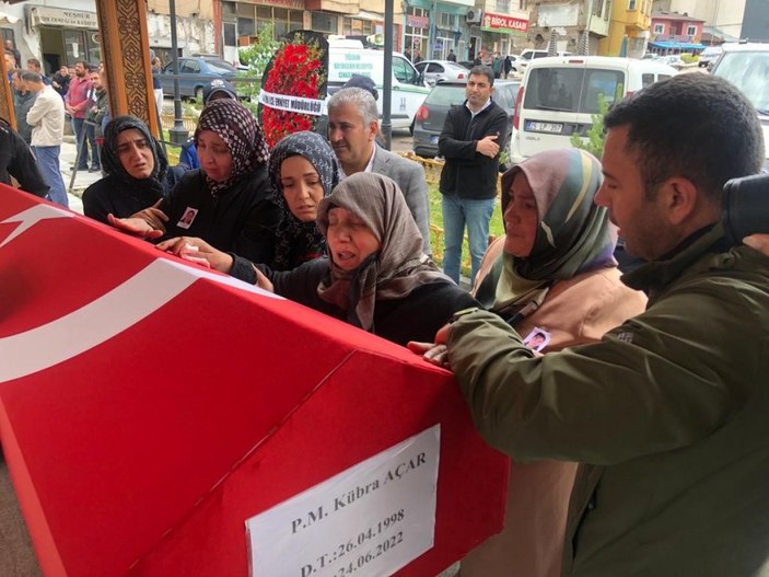 Balıkesir'de astsubay sevgilisinin öldürdüğü polise Erzurum'da veda