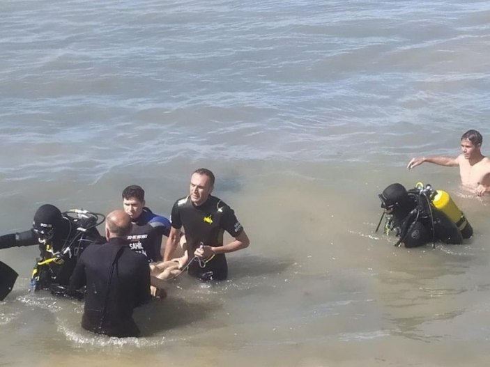 Samsun'da girdiği denizde bayılan genç, hayatını kaybetti