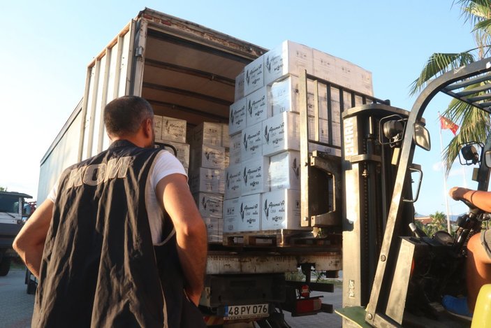 Muğla'da kaçak içki operasyonu: 17 bin 150 şişe ele geçirildi