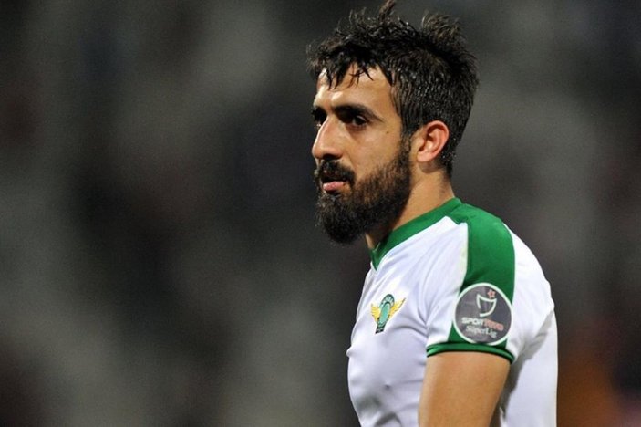 Muğdat Çelik 32 yaşında futbolu bıraktı