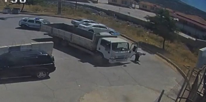 Gaziantep'te polis Heimlich manevrası ile hayat kurtardı