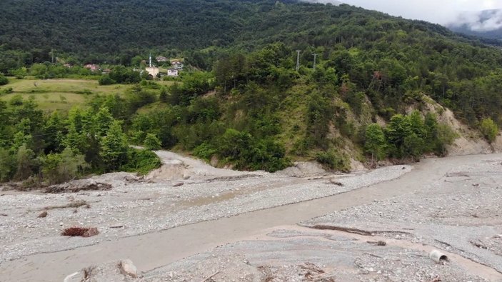 Kastamonu'da selin yıktığı köprü ve yollar havadan görüntülendi