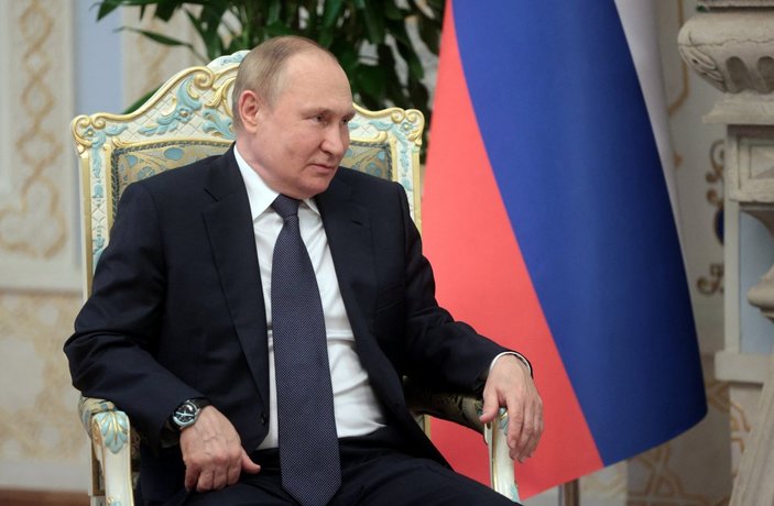İngiltere Savunma Bakanı Wallace: Putin, kısa boy sendromlu bir deli