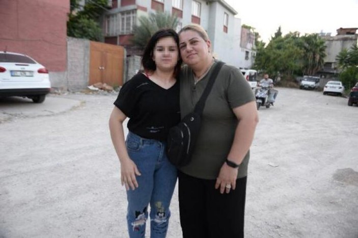 Adana'da sevgililerine kaçan genç kızlardan biri döndü diğeri kayıp