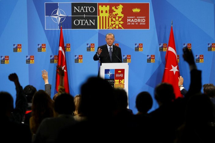 ABD'li gazetecinin NATO Zirvesi'nde Cumhurbaşkanı Erdoğan şaşkınlığı