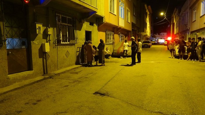 Bursa'da ağabey, kardeşinini bıçakladı: Anne isyan etti