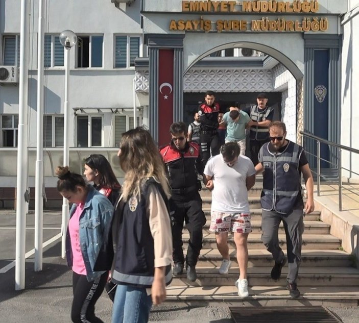 Bursa'da fuhuş operasyonu: 10 kişi tutuklandı