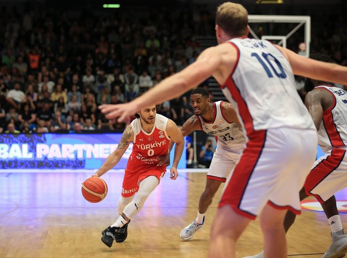 FIBA Dünya Kupası Avrupa Elemeleri'nde Türkiye, Büyük Britanya'yı evinde devirdi