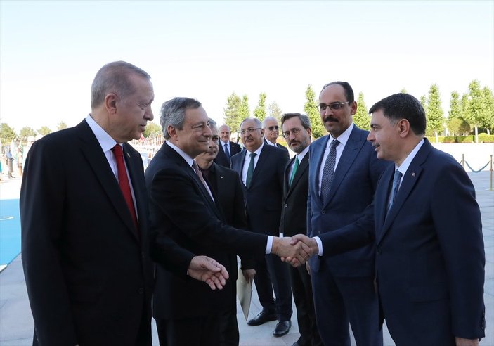 Cumhurbaşkanı Erdoğan, İtalya Başbakanı Draghi'yi karşıladı