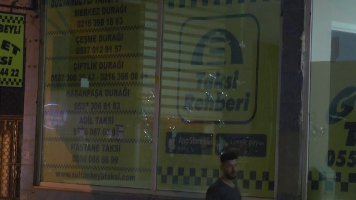 Sultanbeyli'de taksi durağı kurşunlandı