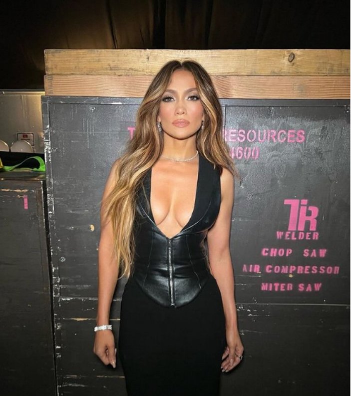 Jennifer Lopez, erkeklerin en kullanışlı olduğu yaşı açıkladı
