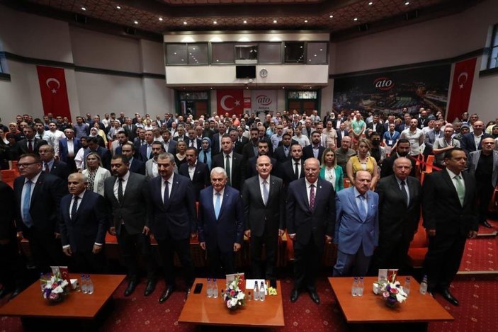 Türk Dünyası Parlamenterler Vakfı'ndan Çanakkale şehitlerimize vefa