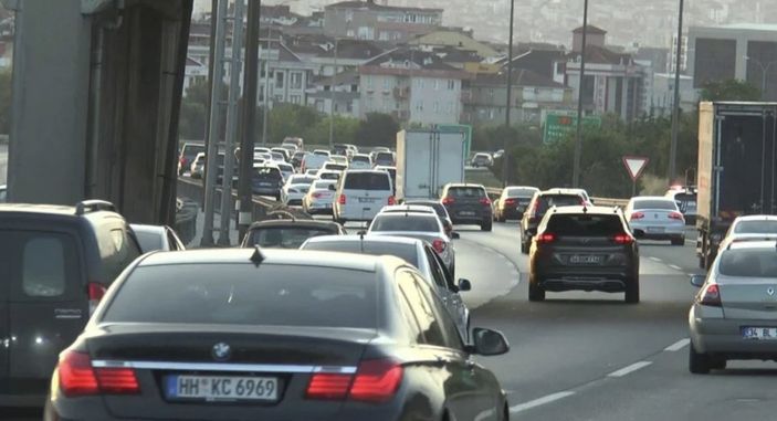 İstanbul'da bayram trafiği şehir dışına taşındı