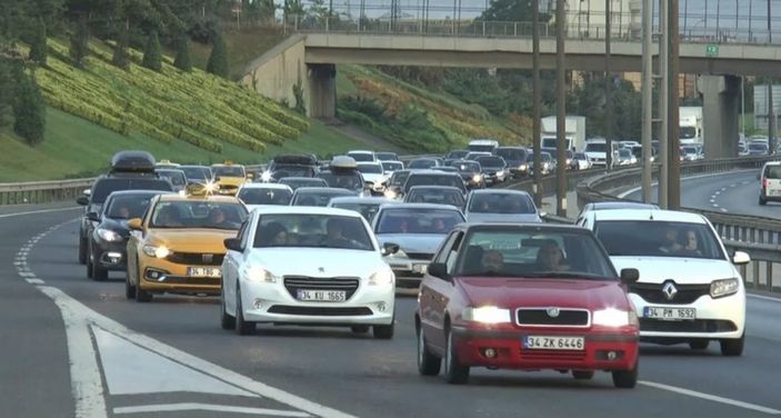 İstanbul'da bayram trafiği şehir dışına taşındı