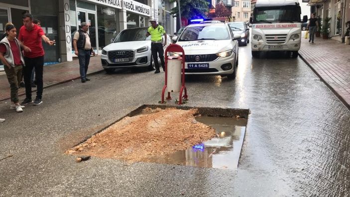 Bilecik'te etkili olan yağış hayatı olumsuz etkiledi