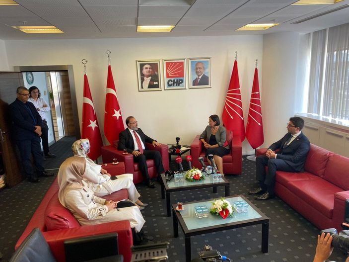 d AK Parti'den CHP'ye bayram ziyareti