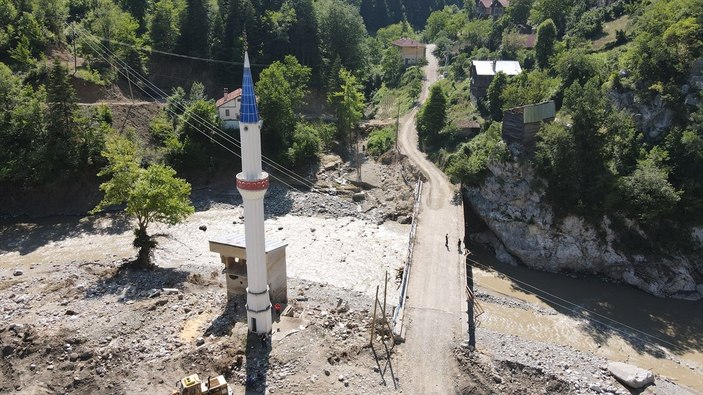 Kastamonu'da sellere direnen minare
